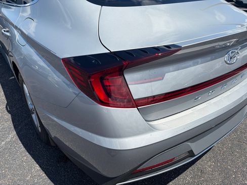 Used 2023 Hyundai Sonata SE FWD image 16