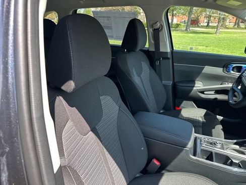 New 2026 Kia Sorento LX FWD image 27