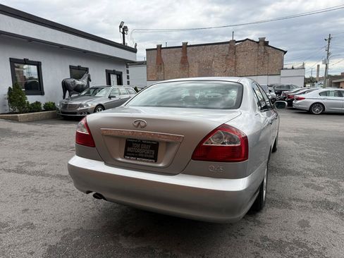 Used 2003 INFINITI Q45 Luxury w/ Journey Pkg RWD image 3