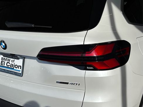 New 2026 BMW X5 sDrive40i RWD image 17