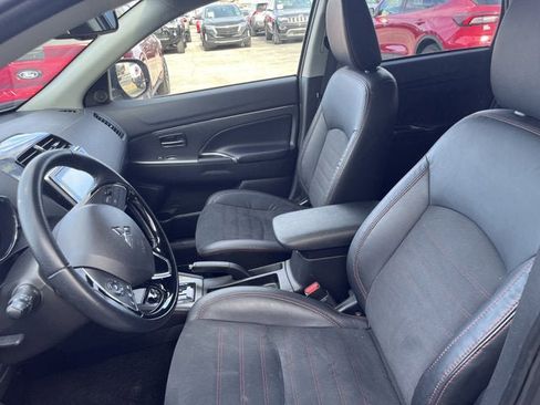 Used 2024 Mitsubishi Outlander Sport SE image 6