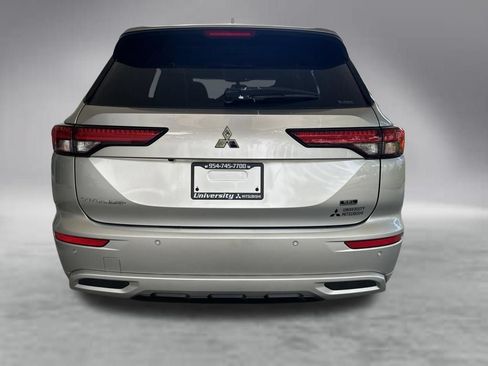 Used 2022 Mitsubishi Outlander SEL AWD/4WD image 33
