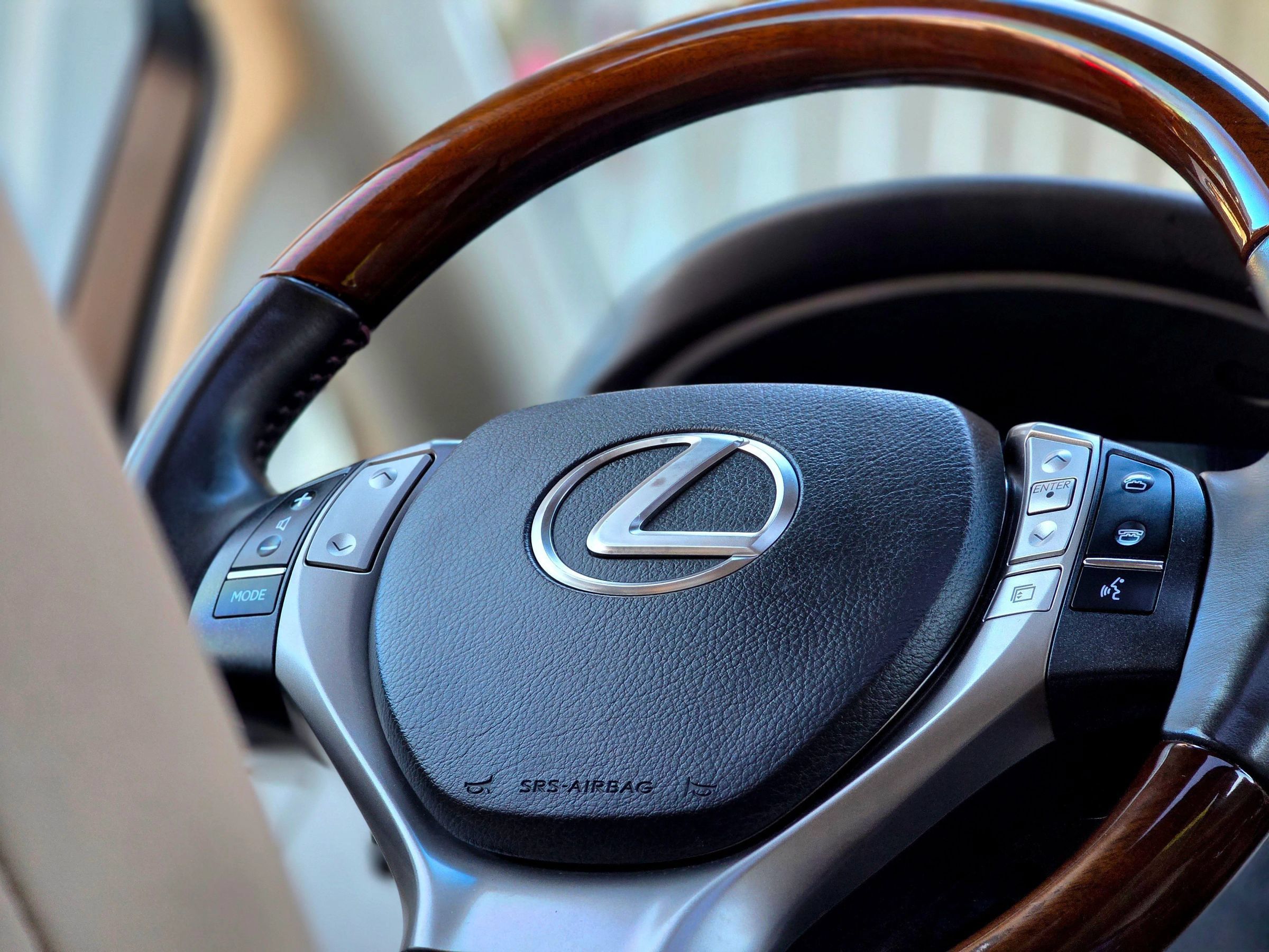 Used 2013 Lexus RX 450h AWD w/ Navigation Pkg image 13
