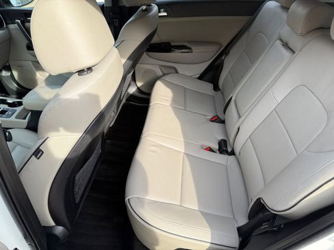 Used 2022 Kia Sportage EX w/ EX Technology Package image 11