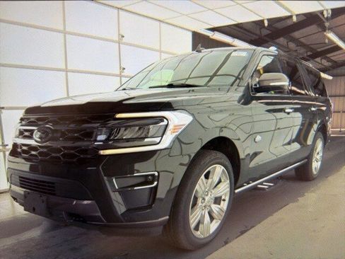 Used 2022 Ford Expedition Max King Ranch image 2