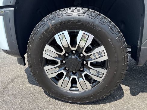 New 2026 GMC Sierra 2500 Denali w/ Technology Package AWD/4WD image 55