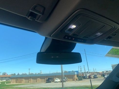 Used 2024 Chevrolet Silverado 2500 W/T image 19