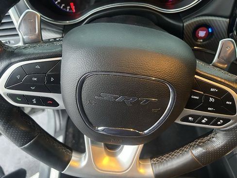 Used 2021 Jeep Grand Cherokee SRT image 19