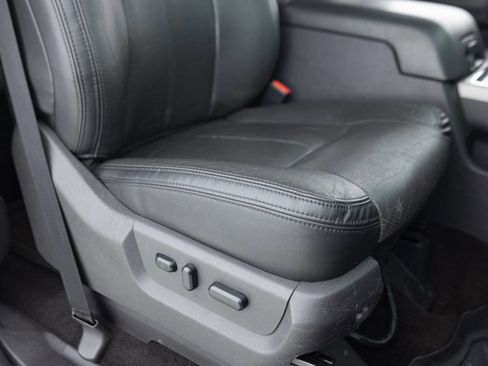 Used 2015 Ford F250 Platinum w/ FX4 Off-Road Package AWD/4WD image 32