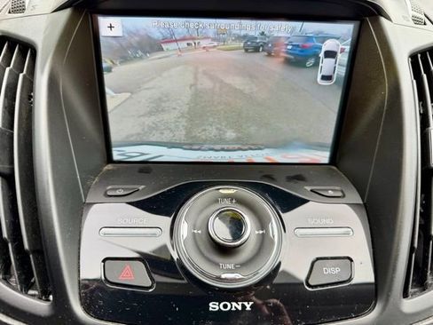 Used 2017 Ford Escape Titanium AWD/4WD image 31