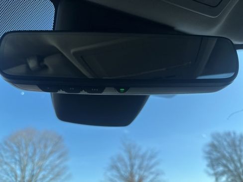 Used 2022 Toyota Highlander XLE image 37