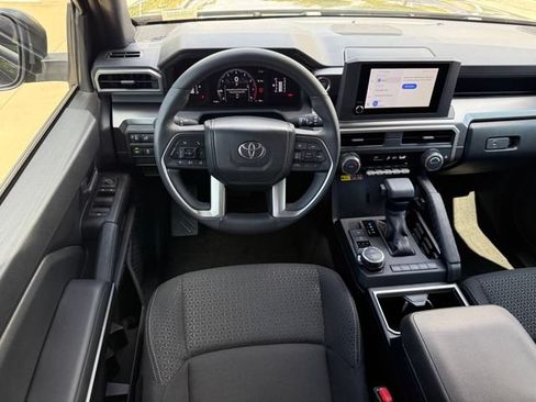 Used 2026 Toyota 4Runner SR5 AWD/4WD image 28