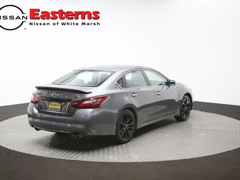 Used 2018 Nissan Altima 2.5 SR w/ SR Midnight Edition image 40