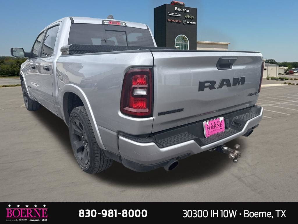 Used 2025 RAM 1500 Big Horn AWD/4WD image 9