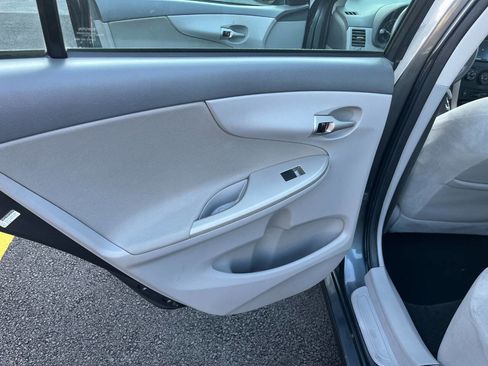 Used 2010 Toyota Corolla LE image 16