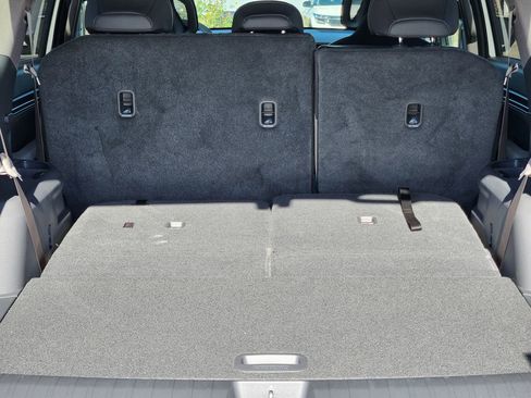 New 2026 Kia EV9 Wind image 13