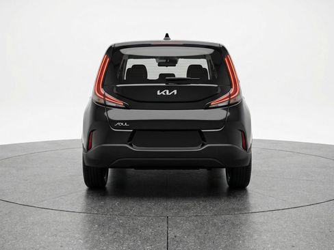 Used 2025 Kia Soul LX w/ LX Technology Package image 7