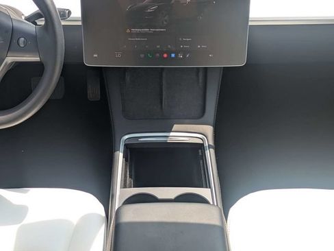 Used 2022 Tesla Model 3 RWD image 18