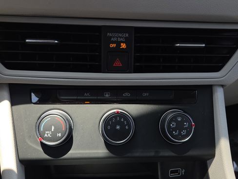 Used 2019 Volkswagen Jetta S w/ Driver Assistance Package FWD image 29