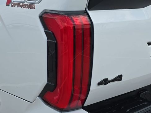 Used 2022 Toyota Tundra SR5 image 33