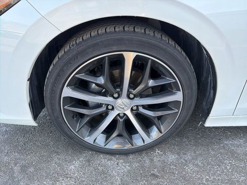 Used 2022 Honda Civic Touring image 10