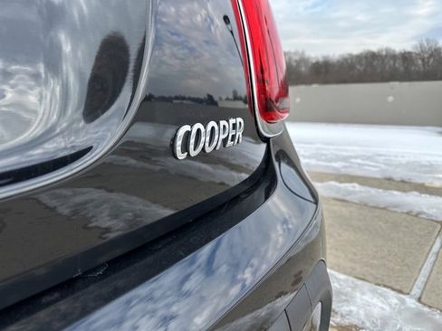 Used 2023 MINI Cooper 2-Door Hardtop image 35