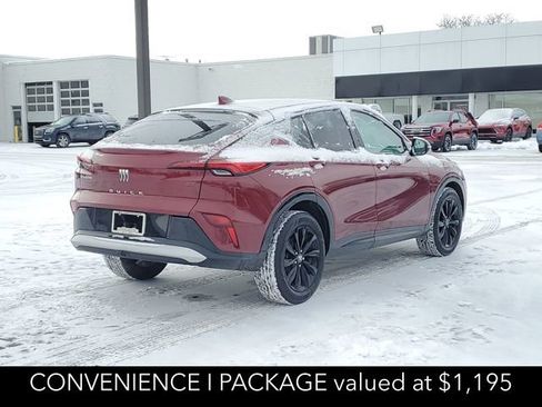 Used 2024 Buick Envista Sport Touring w/ Convenience I Package image 2