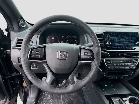 New 2026 Honda Ridgeline Black Edition image 10