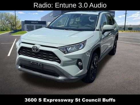 Used 2019 Toyota RAV4 XLE w/ Convenience Package AWD/4WD image 9