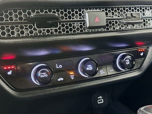 Used 2023 Honda HR-V Sport image 23