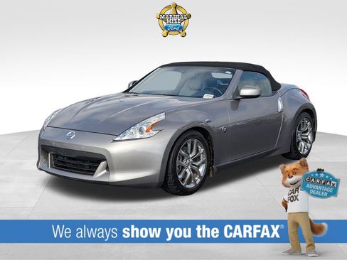 Used 2010 Nissan 370Z Touring image 1