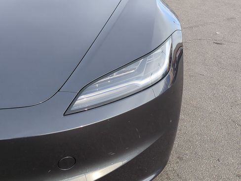 Used 2025 Tesla Model 3 Long Range image 13