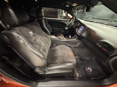 Used 2020 Dodge Challenger R/T Scat Pack image 27