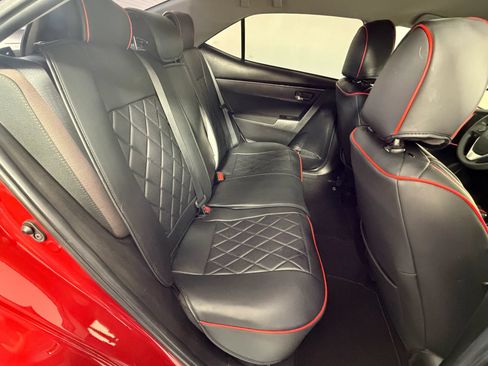 Used 2019 Toyota Corolla LE w/ Carpet Mat Package (TMS) FWD image 35