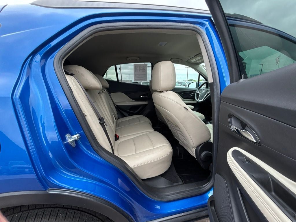 Used 2018 Buick Encore Essence AWD/4WD image 39