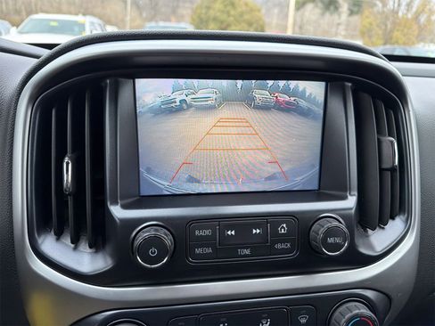 Used 2017 Chevrolet Colorado LT w/ LT Convenience Package image 14