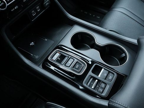 Certified 2023 Honda Pilot Black Edition image 25