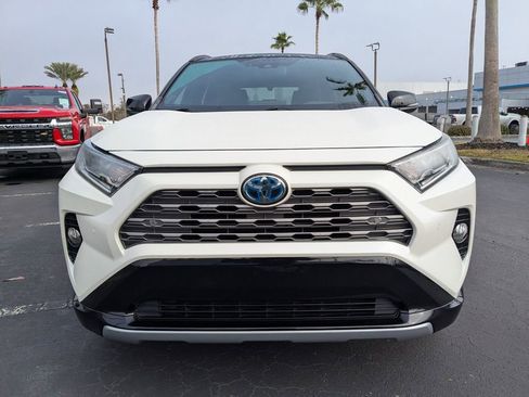 Used 2020 Toyota RAV4 XSE image 9