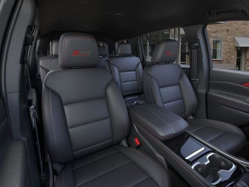 New 2026 Chevrolet Traverse Z71 w/ Driver Confidence Package image 16