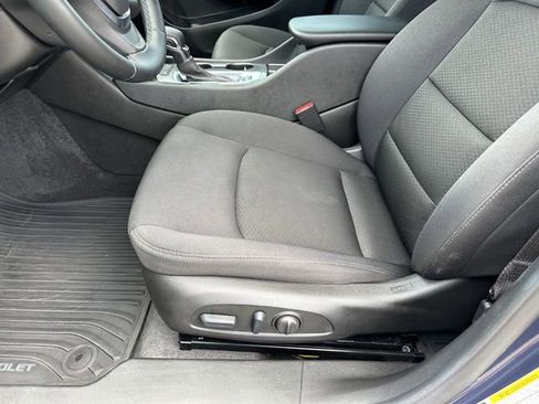 Used 2025 Chevrolet Malibu RS FWD image 21