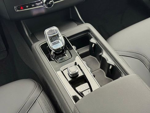 New 2026 Volvo XC90 B6 Core AWD/4WD image 14