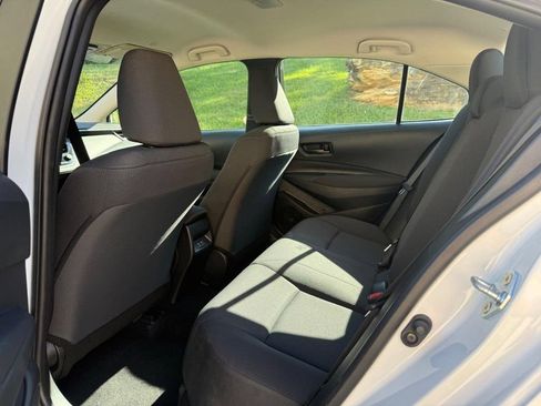 Certified 2025 Toyota Corolla LE FWD image 7