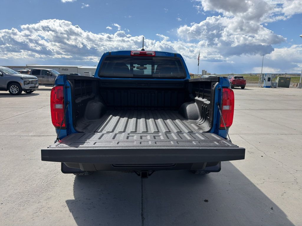 Used 2022 Chevrolet Colorado ZR2 AWD/4WD image 5