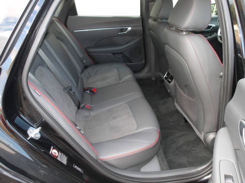Used 2021 Hyundai Sonata SEL Plus w/ Winter Weather Package FWD image 28