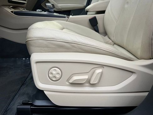 Used 2019 Audi Q5 Prestige w/ Prestige Package image 37