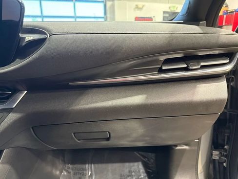 Used 2025 Buick Envista Preferred FWD image 28