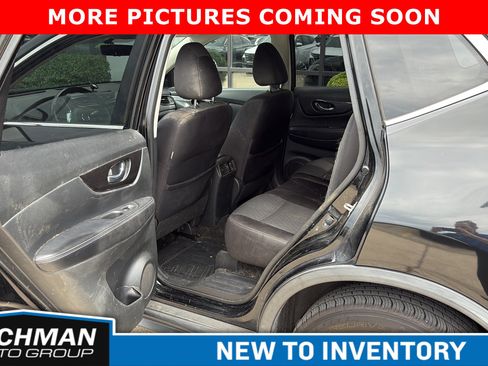 Used 2018 Nissan Rogue SV FWD image 10
