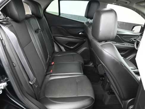 Used 2019 Buick Encore Preferred AWD/4WD image 7