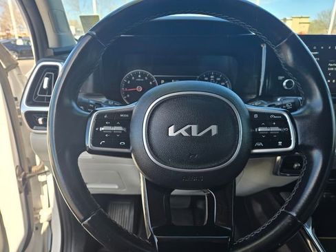 Used 2022 Kia Sorento SX image 23