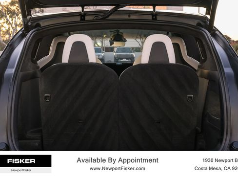 Used 2022 Tesla Model X Plaid image 25